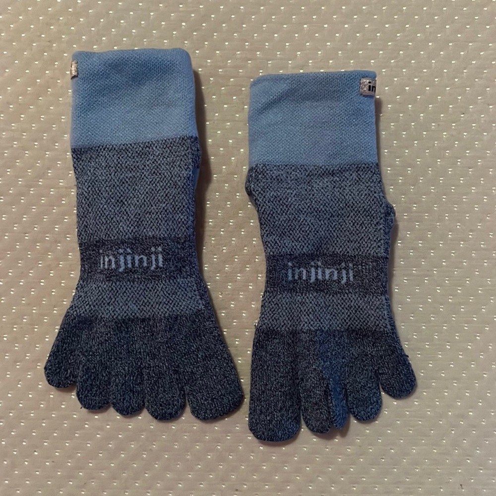 Injinji women’s toe socks NWOT